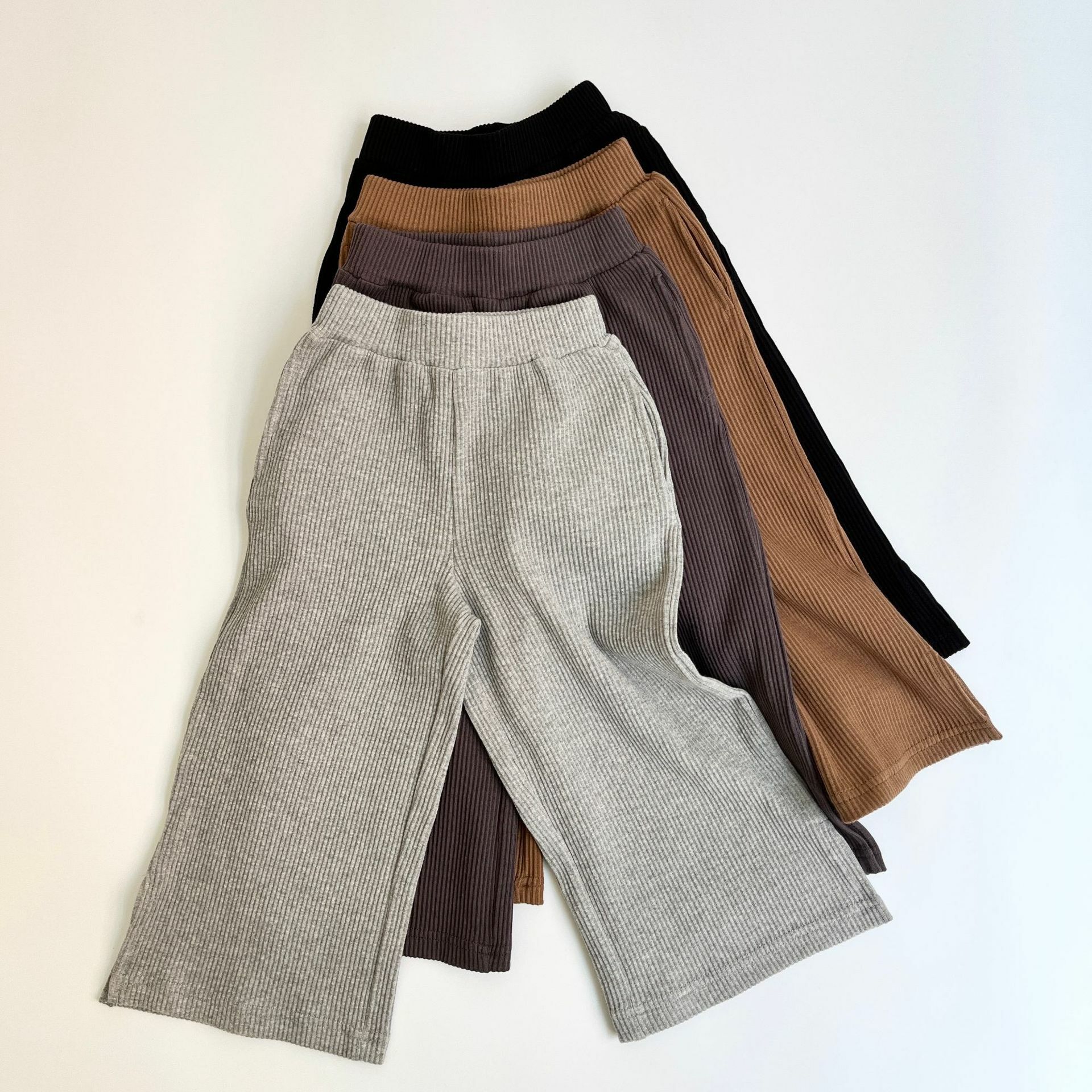 BOBOKIDS 親子寬版坑條休閒褲-柔軟舒適