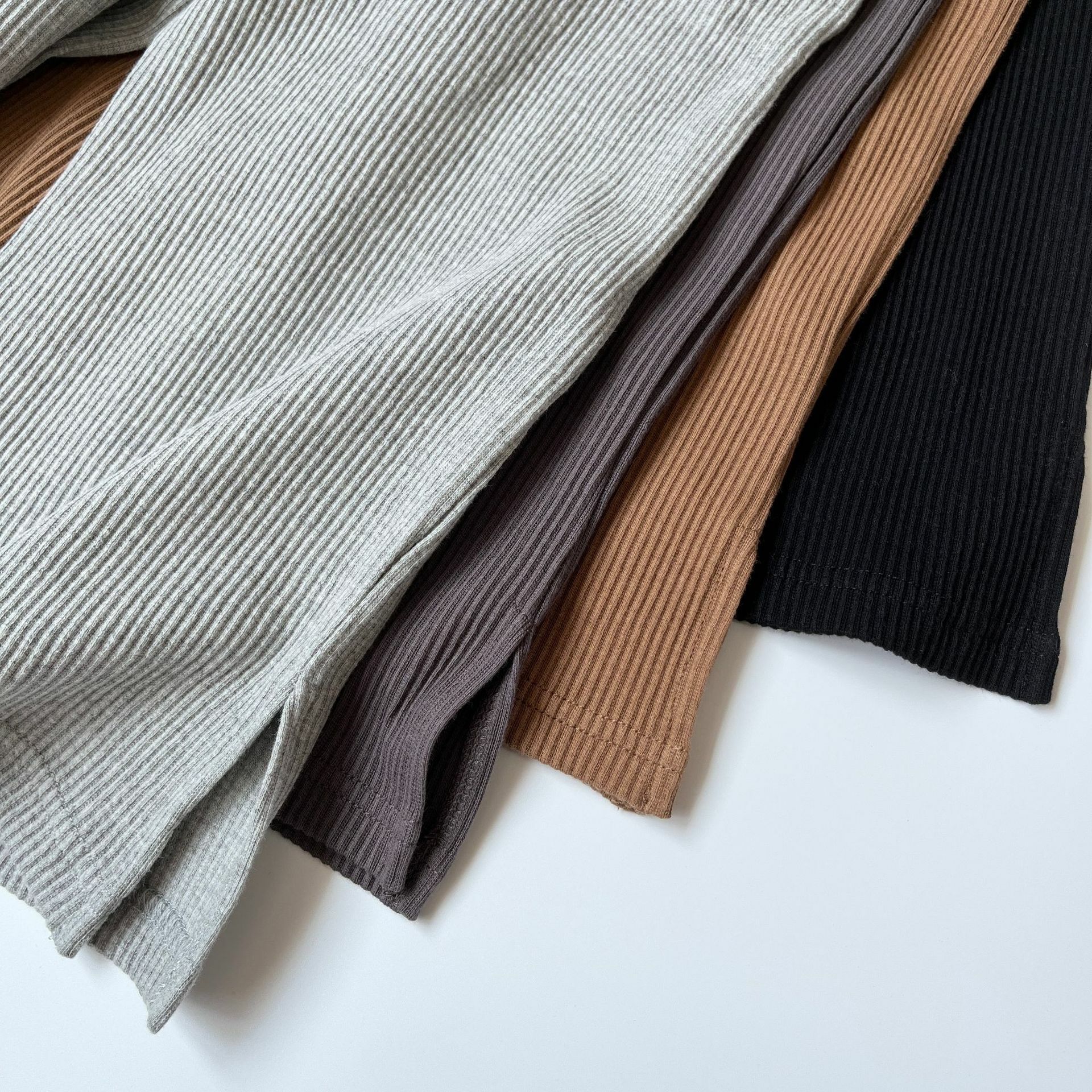 BOBOKIDS 親子寬版坑條休閒褲-褲腳