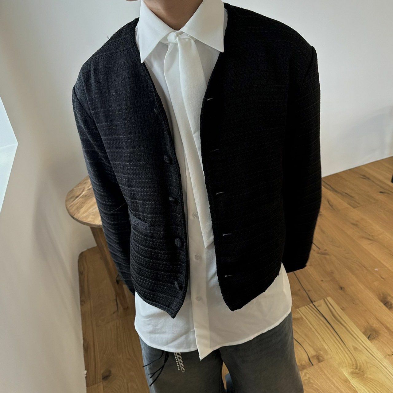 淨色暗紋V領開胸外套 BY ATTENTION-291JK