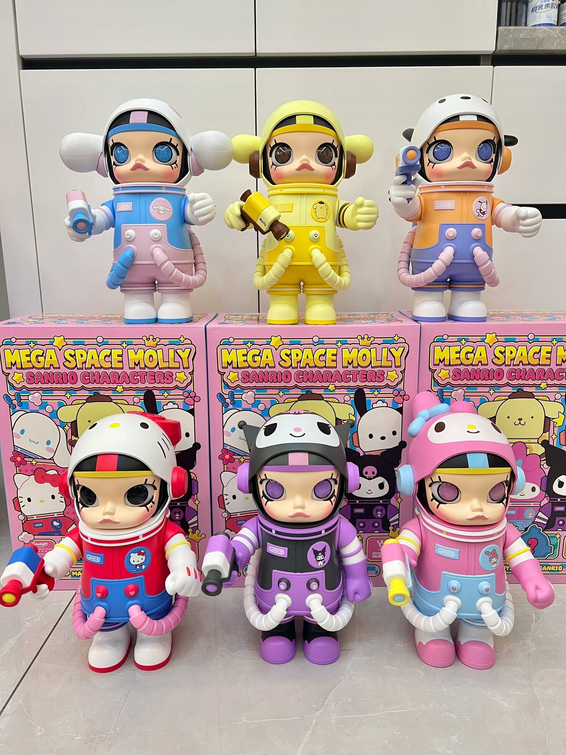 三麗鷗 Sanrio x POPMART 泡泡瑪特 Mega Space Molly 400% 公仔 盲盒 6+1款/預購