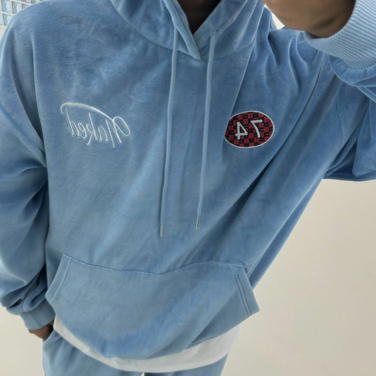 洗水英文字連帽衛衣 BY ATTENTION-300T