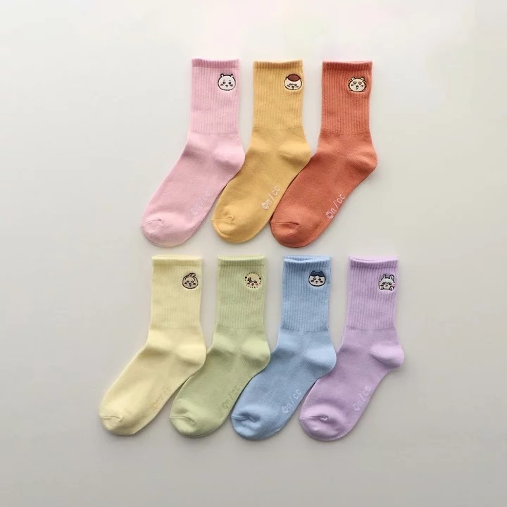 iSNEAKERS｜ 日本 Chiikawa 吉伊卡哇 刺繡彩色中筒襪