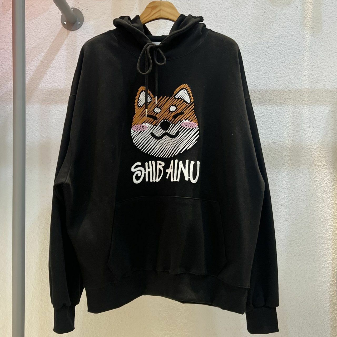 狗仔圖案英文字連帽衛衣 BARON-133T