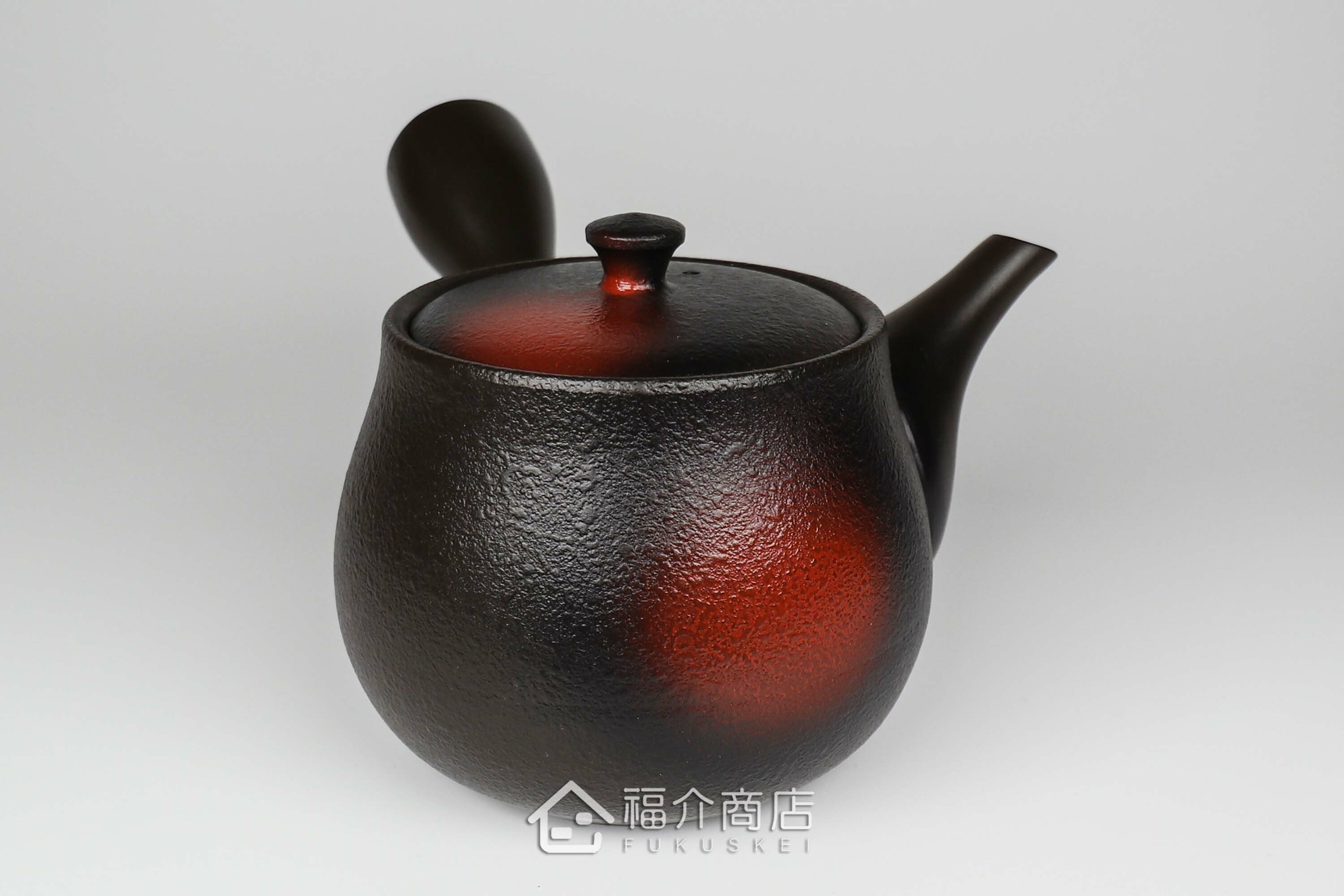 泡茶用的日本陶瓷茶壺