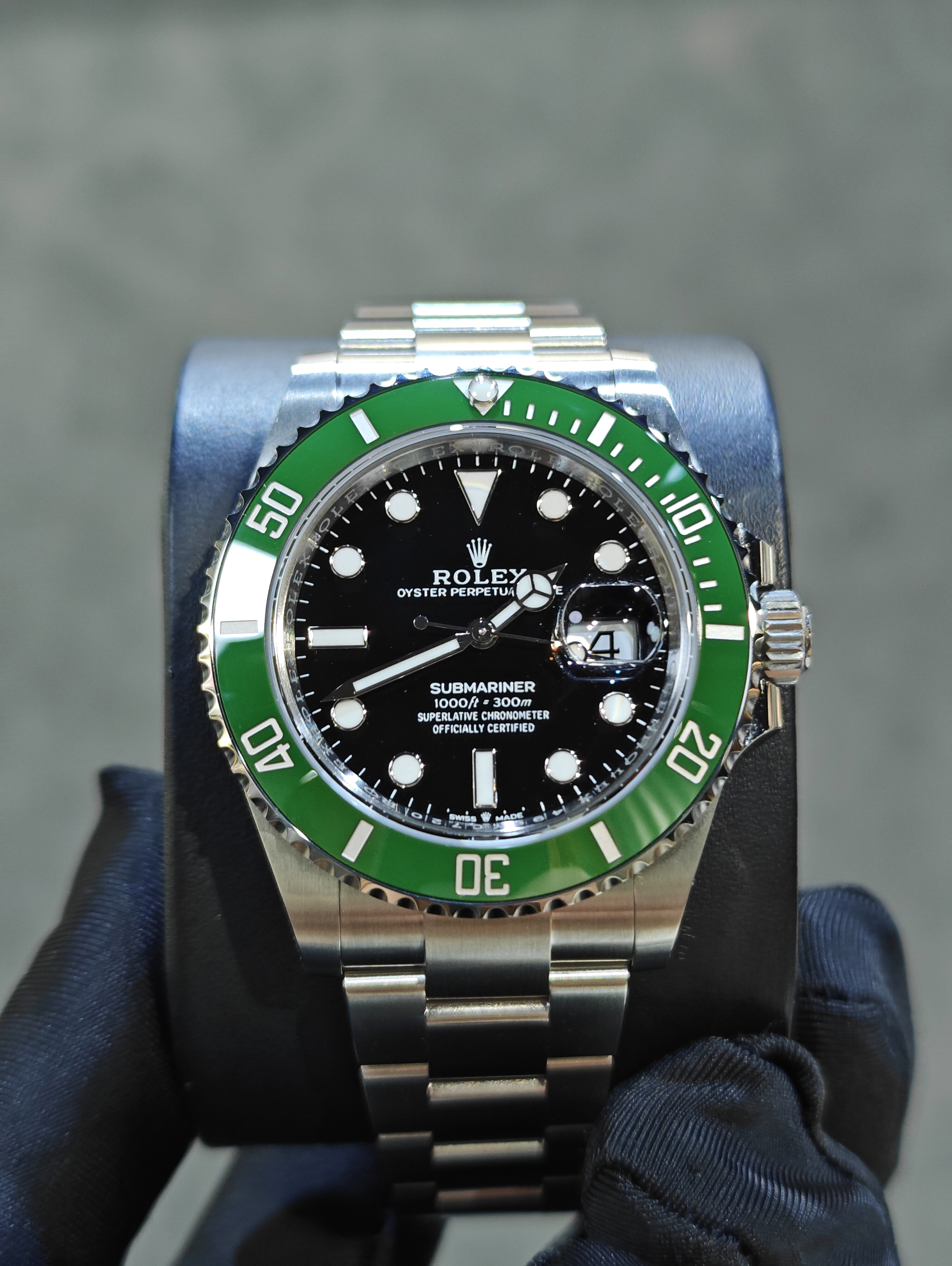 126610lv | ROLEX OYSTER PERPETUAL SUBMARINER DATE BLACK