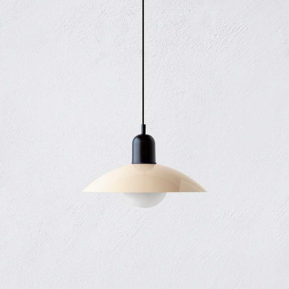 好萩家居|Warna吊燈,完美弧形,明亮光澤,替空間創造簡約且現代的氛圍