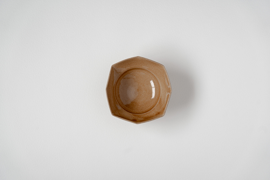 古谷宣幸 - 黃釉八角向附