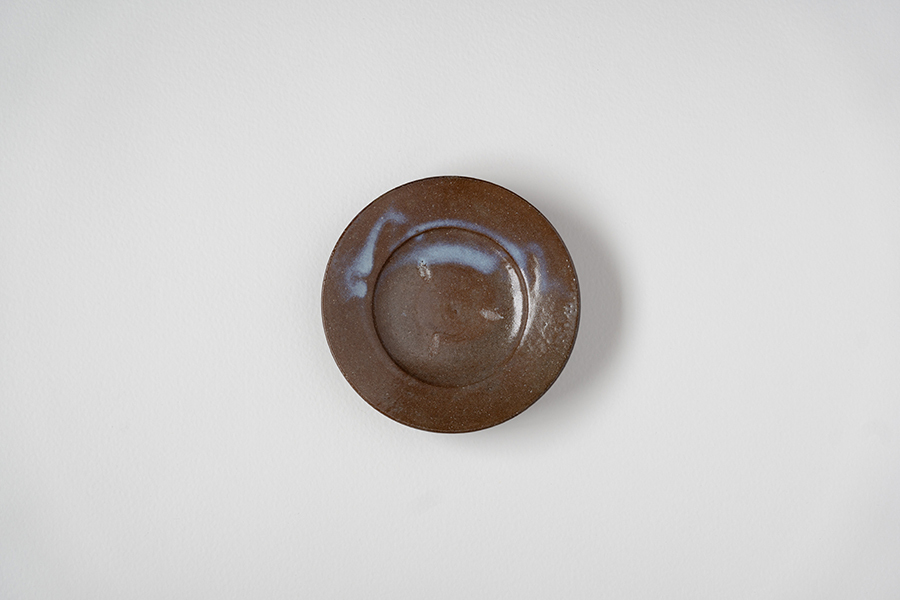 古谷宣幸 - 無地信樂平向附