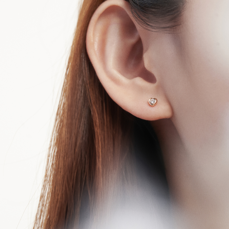 環抱系列 | 心形設計鑽石耳環