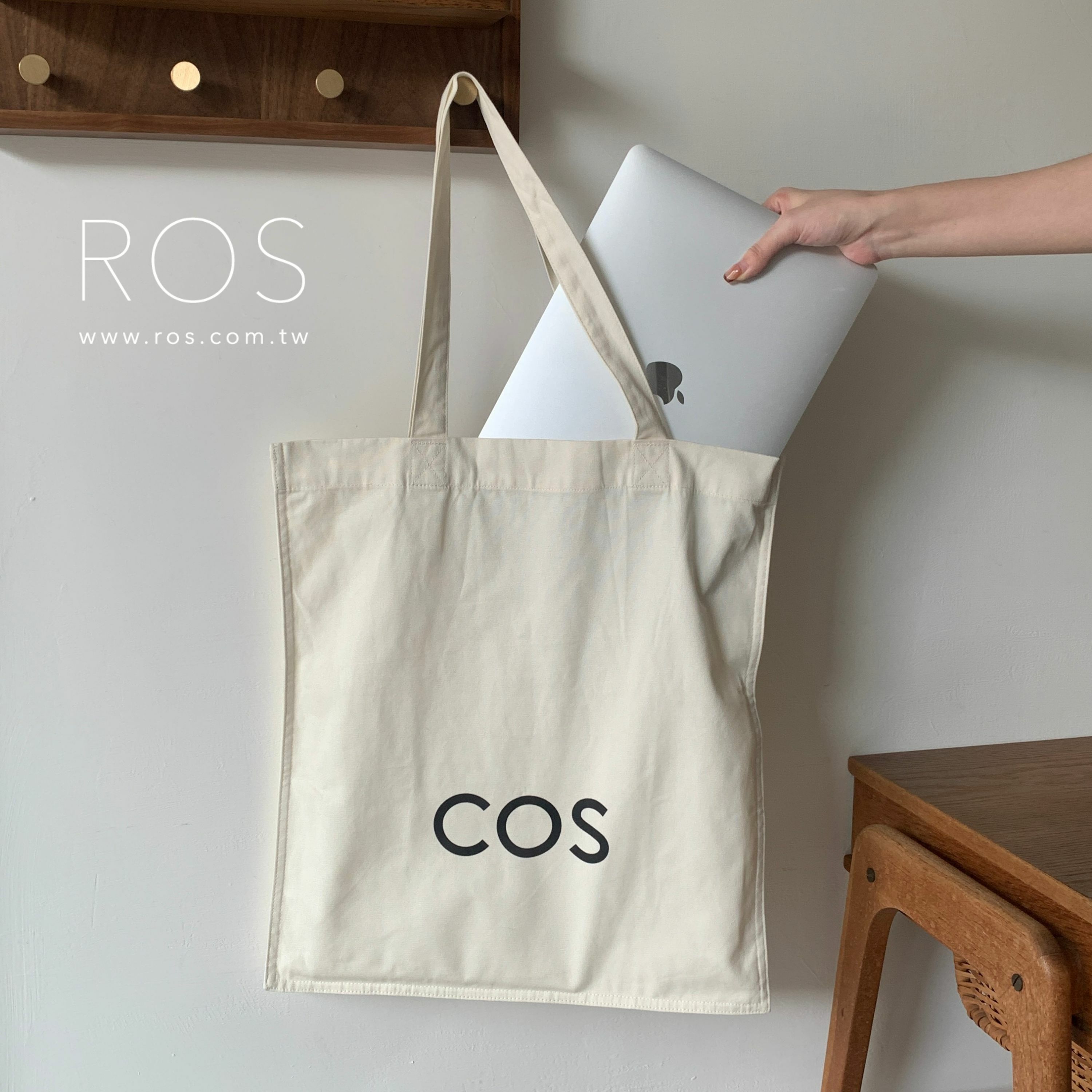 COS EQUALITY 帆布包