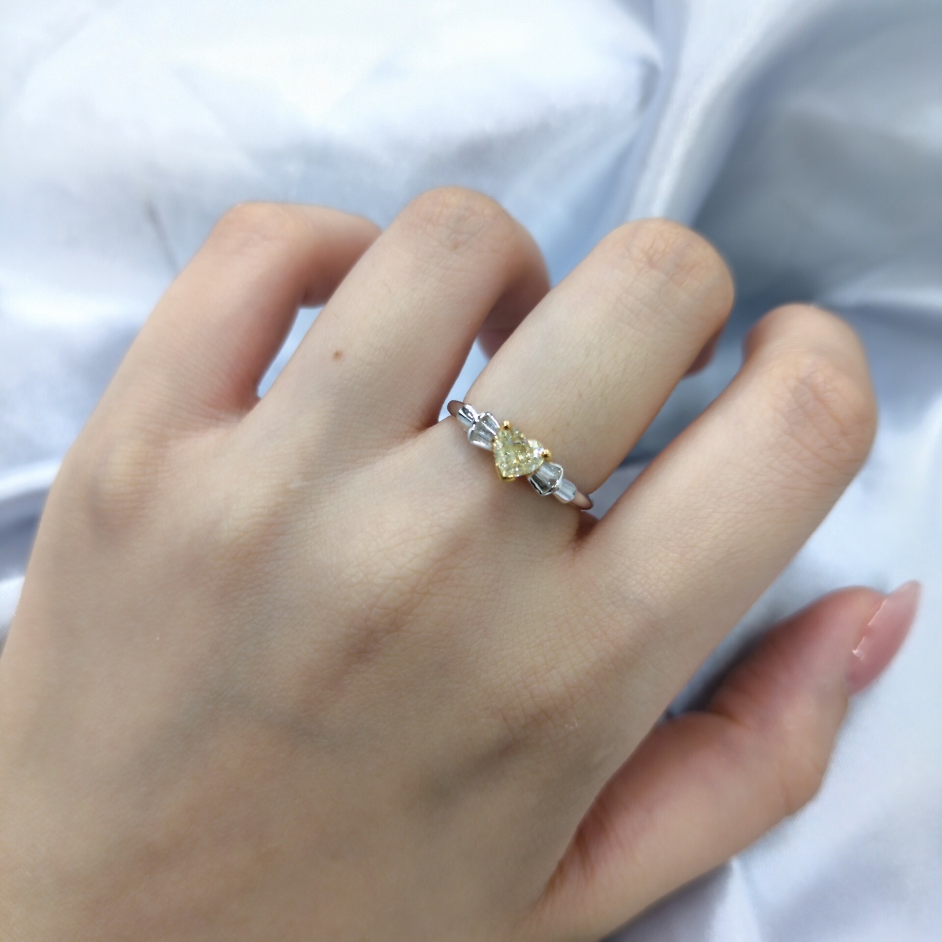 18K Gold 0.58ct Fancy Yellow Heart Shaped Diamond Ring