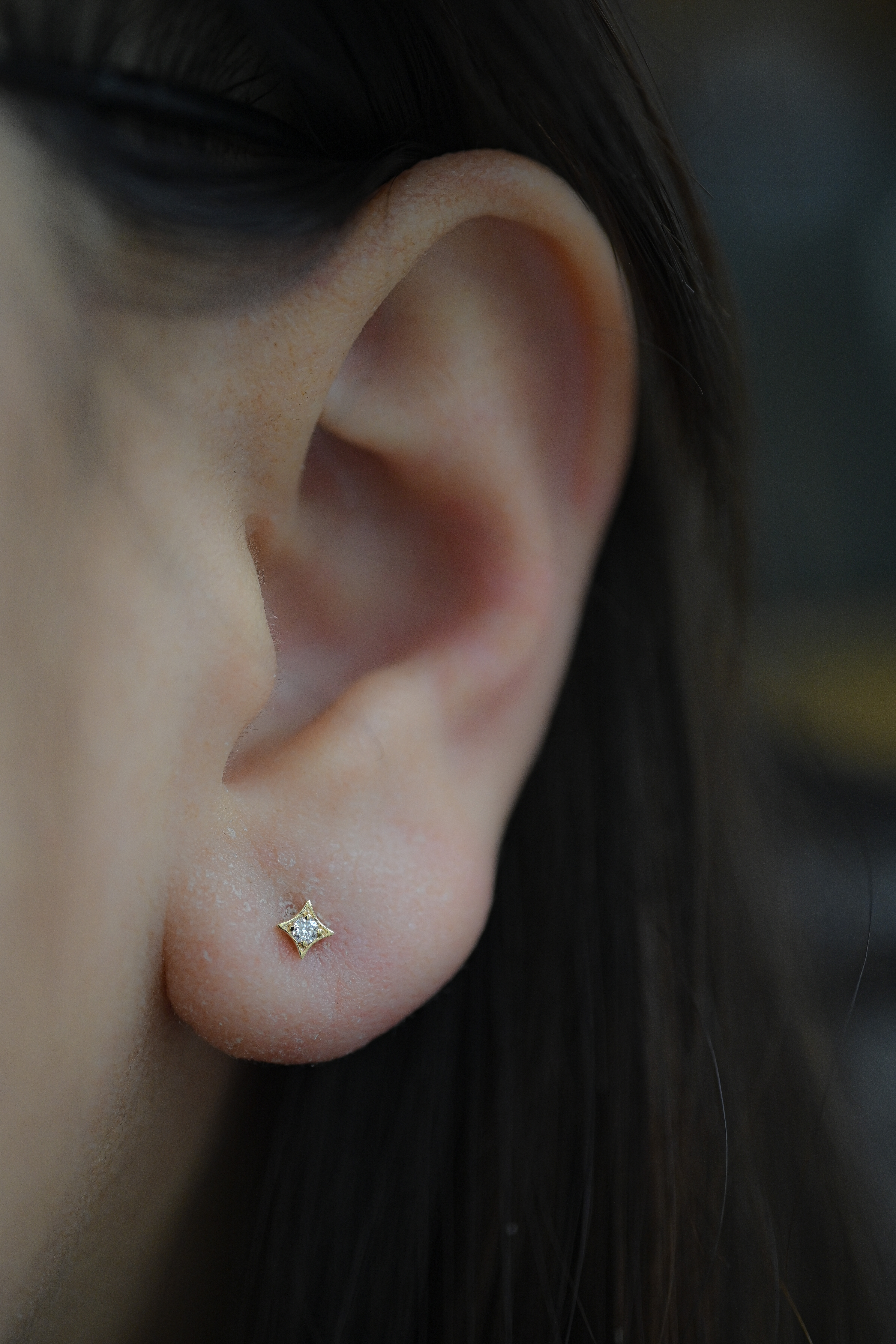 18K Opal / White Diamond Earring