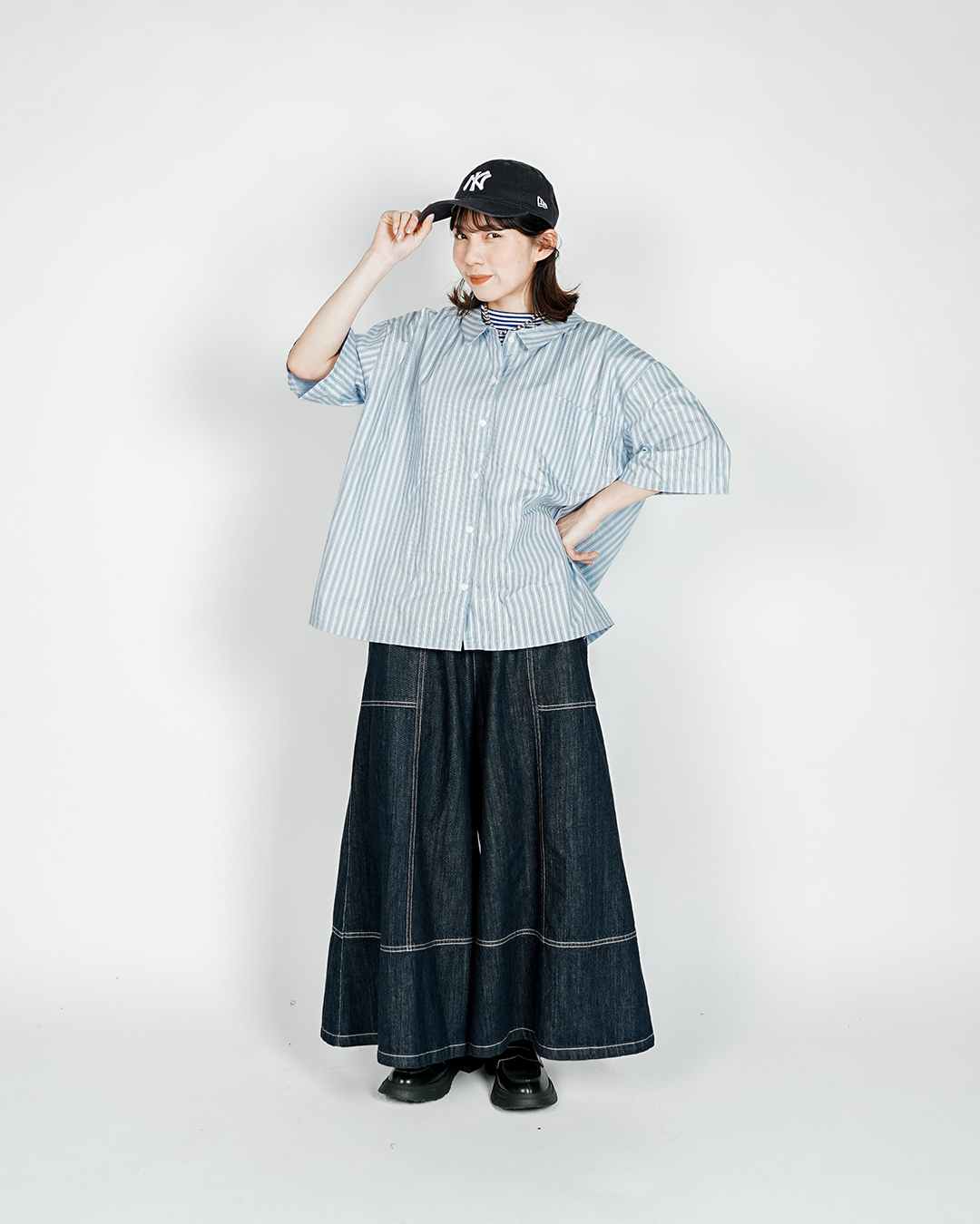 小領寬版口袋恤衫