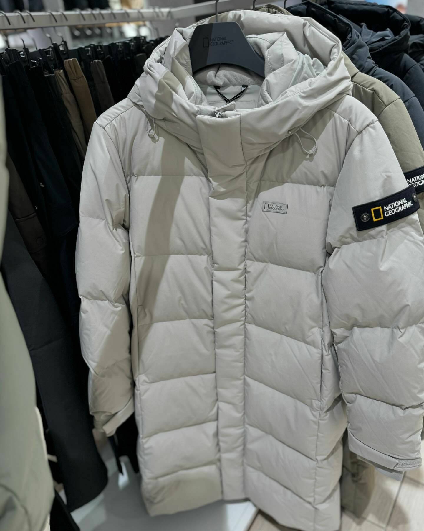 【代購】NATIONAL GEOGRAPHIC 國家地理 Cayman Pro 長版 羽絨 外套 大衣 N244UDW160 / N244UDW860