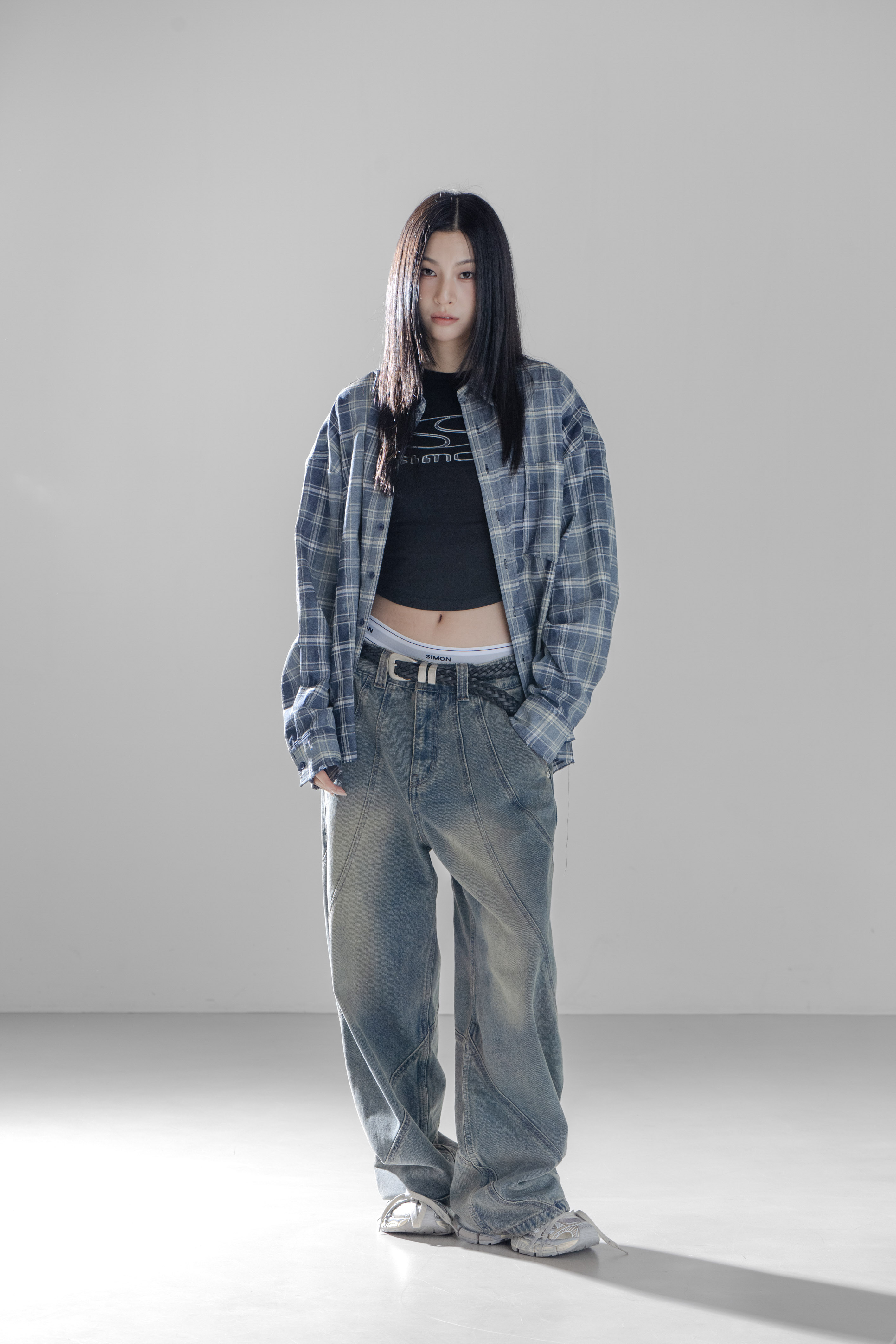 韓國 俐落感 流線 刷色 修身 牛仔褲