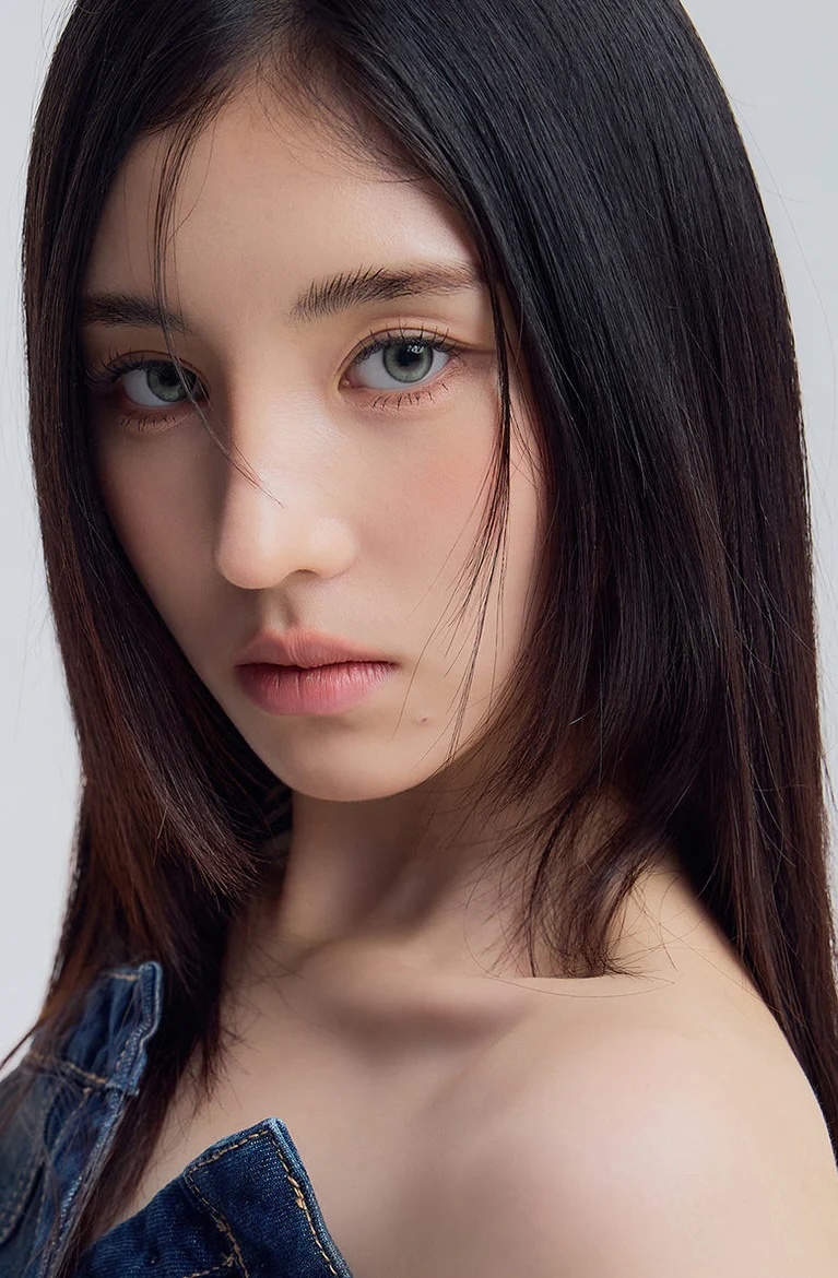 Born To Be Kristin Monthly (Gray)