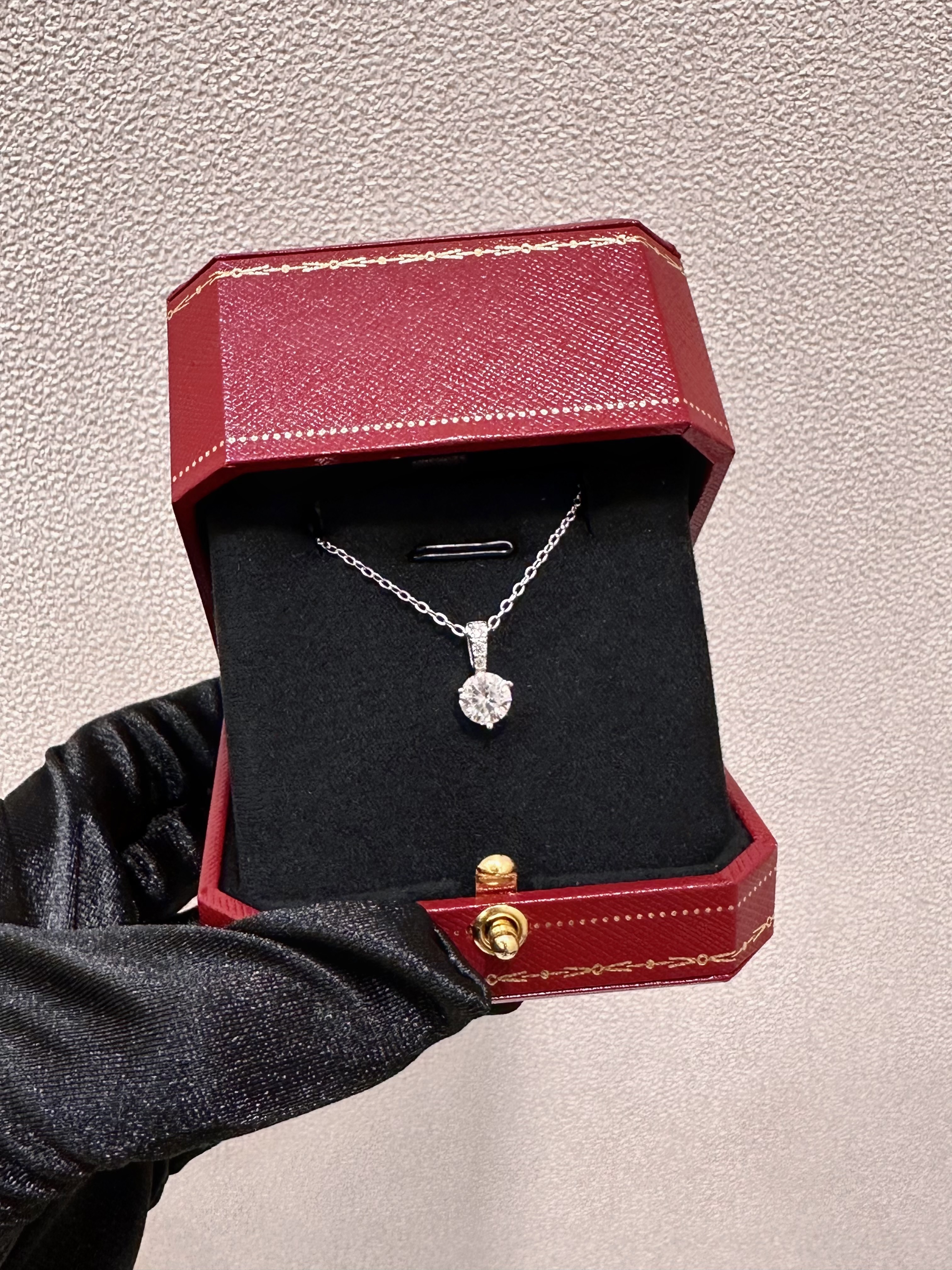 Layla moissanite necklace