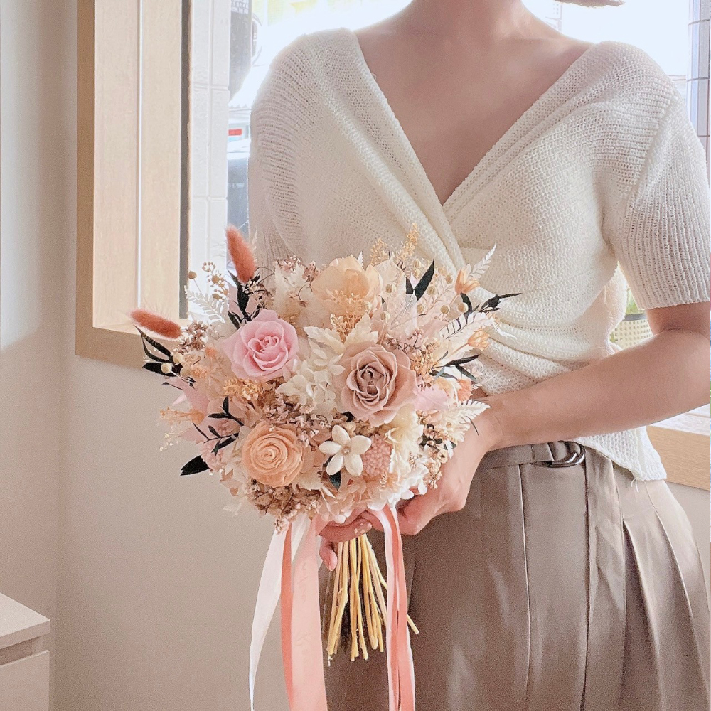 奶茶粉色永生花 新娘捧花