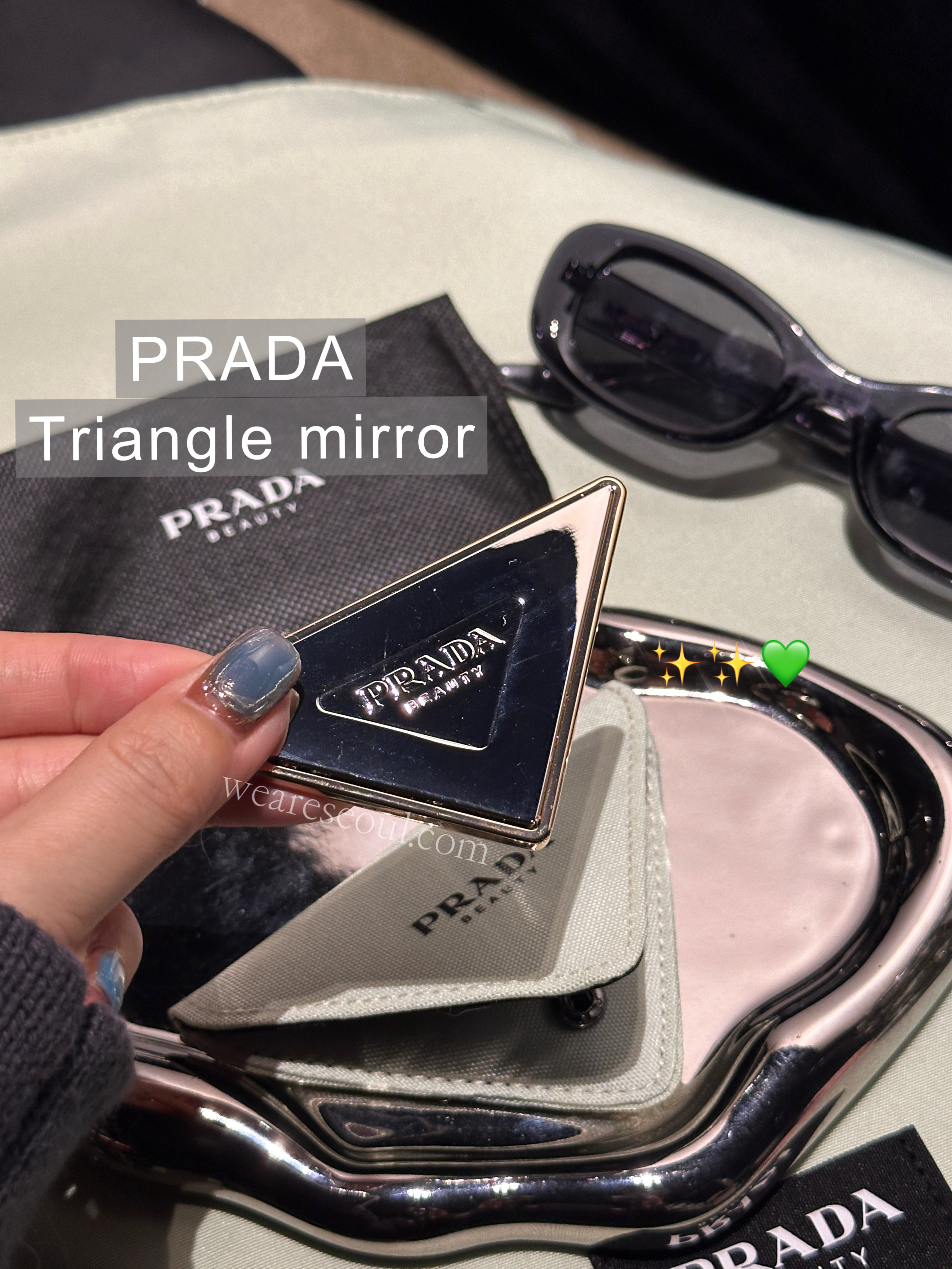Prada Beauty限量極罕三角形綠色化妝鏡[ 附LOGO專用CASE] weareseoul.com