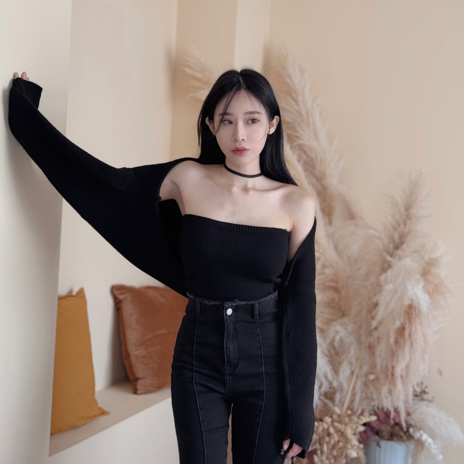 【設計感掛脖兩件套】DOMISS自訂-設計感掛脖  平口背心 毛衣 外套 -2色(現貨)