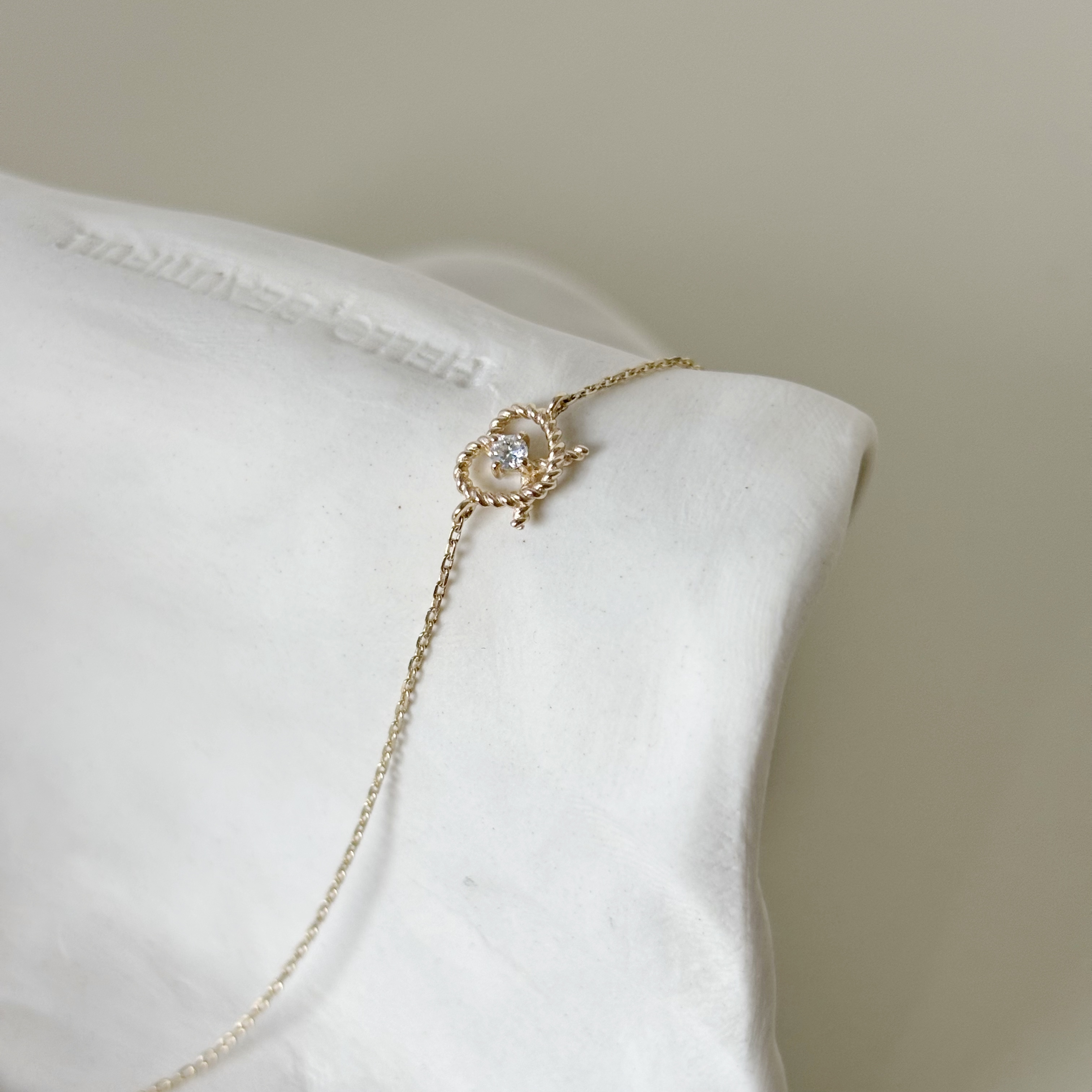 14K Pretzel白鑽手鍊