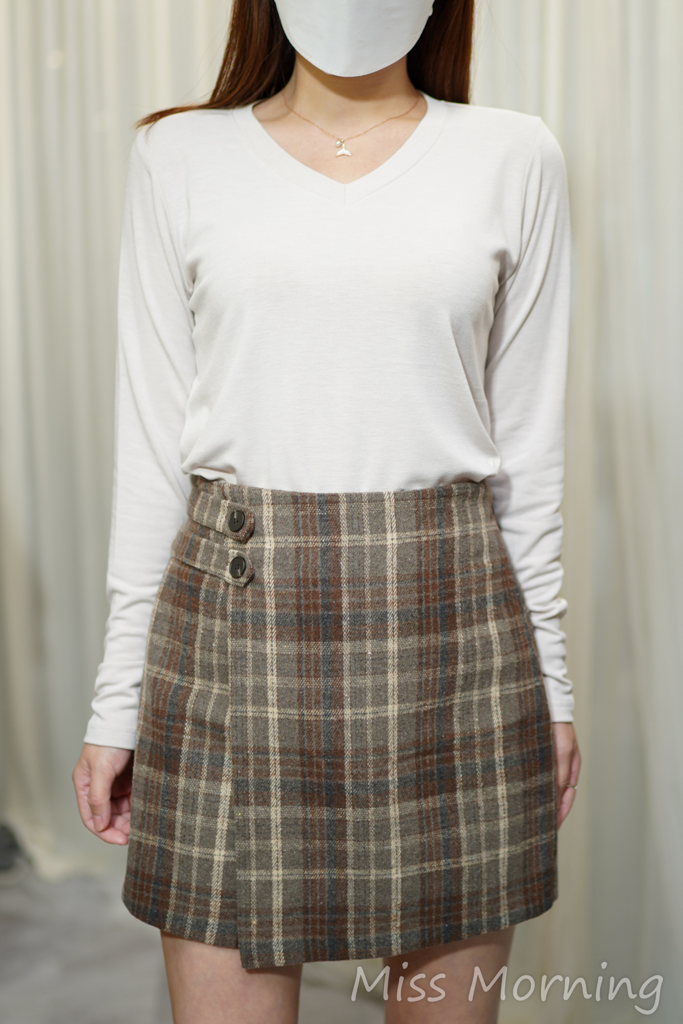 高質薄絨百搭V領襯衣(14262)& 顯瘦格仔裙(33843)