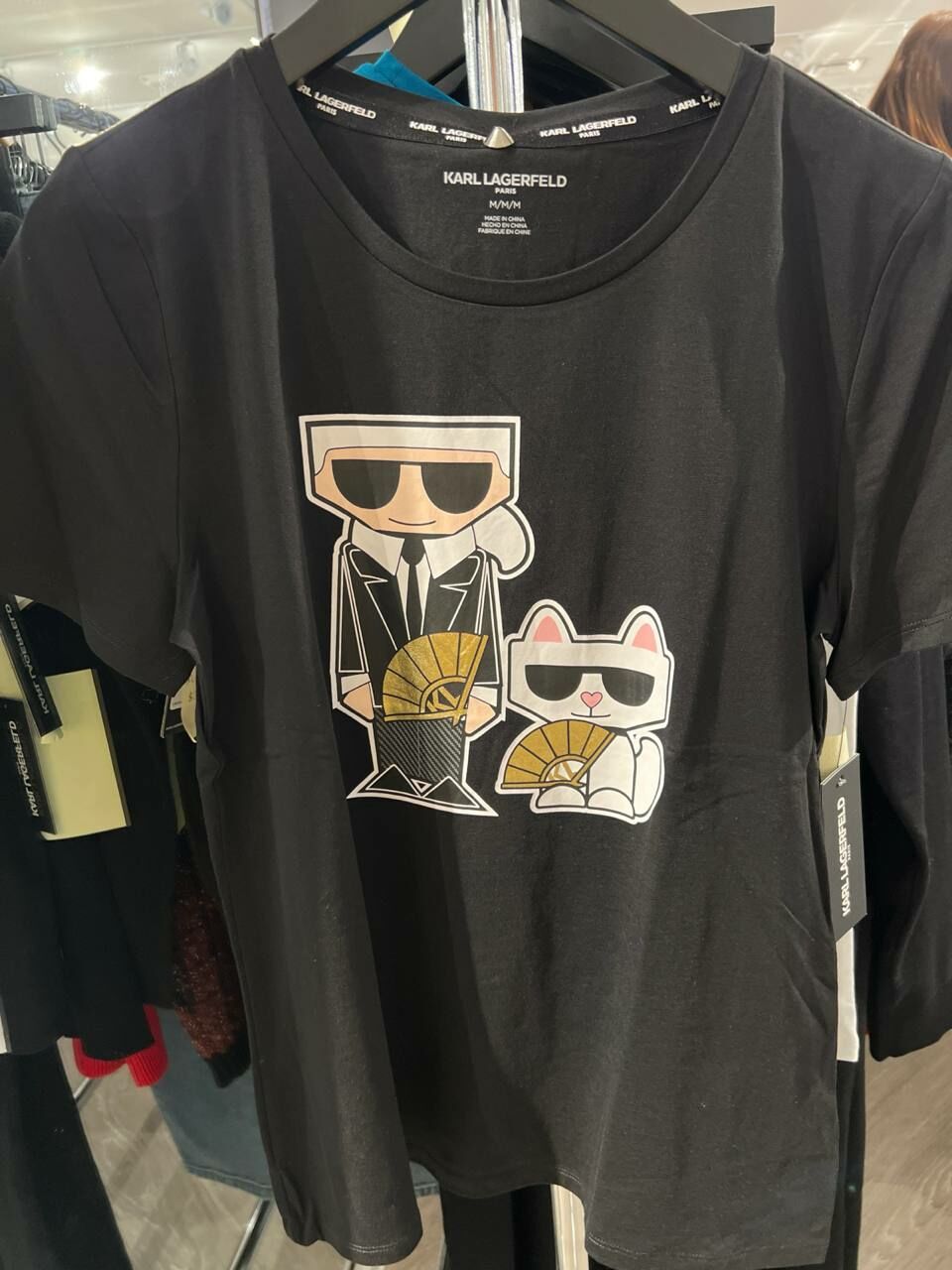 U] KARL LAGERFELD KARL AND CHOUPETTE FAN TEE,BLACK, L4WHC029
