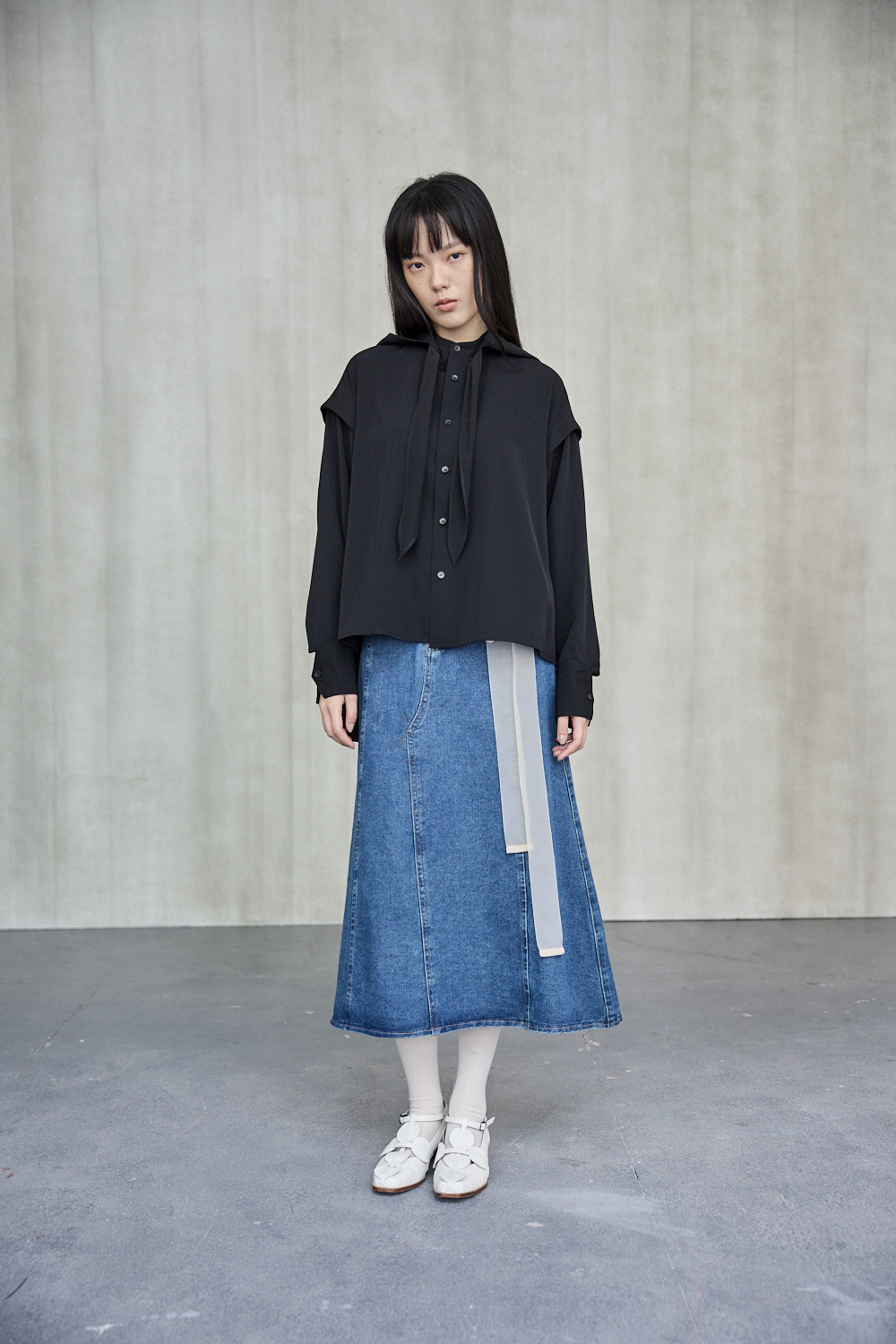 假兩件連帽設計襯衫