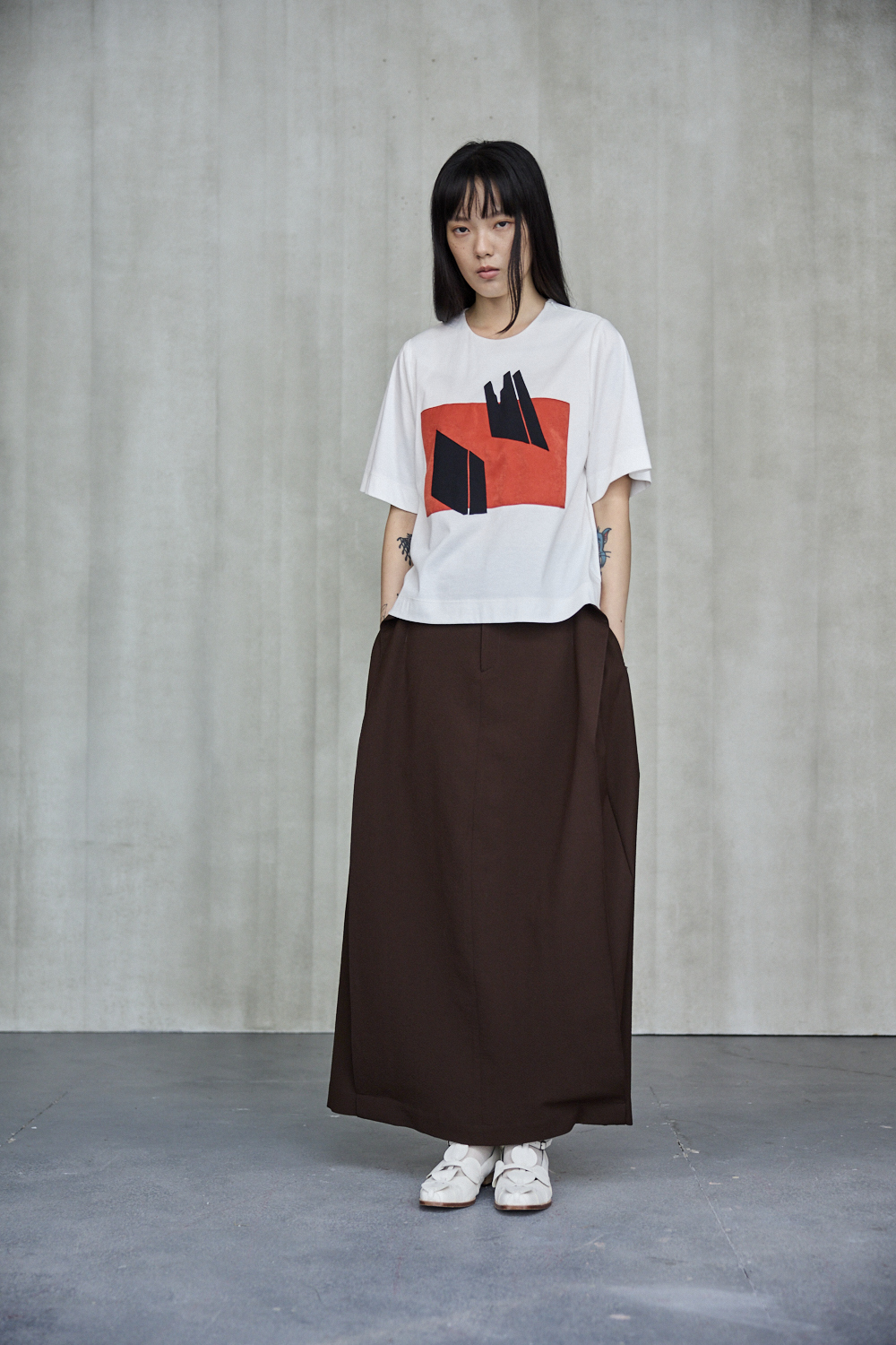 品牌山脈印花上衣