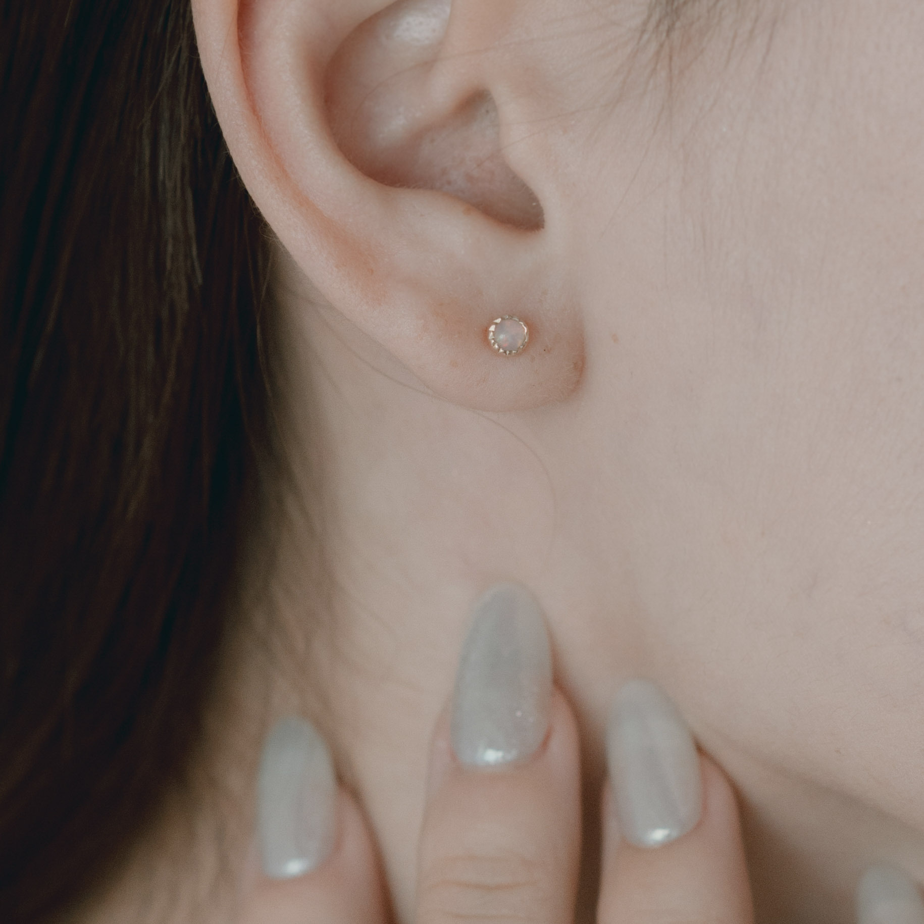 14K Aurora蛋糕小圓歐泊石轉珠耳環