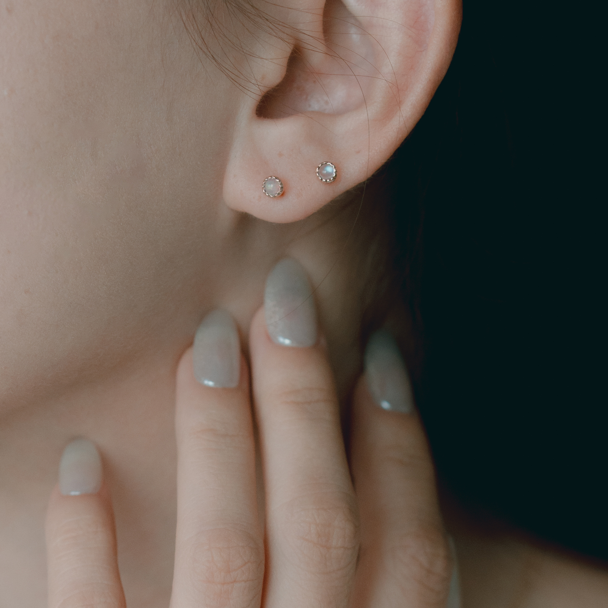 14K Aurora蛋糕小圓歐泊石轉珠耳環