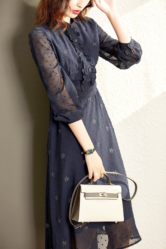 小立領繡花雪紡洋裝 藏青