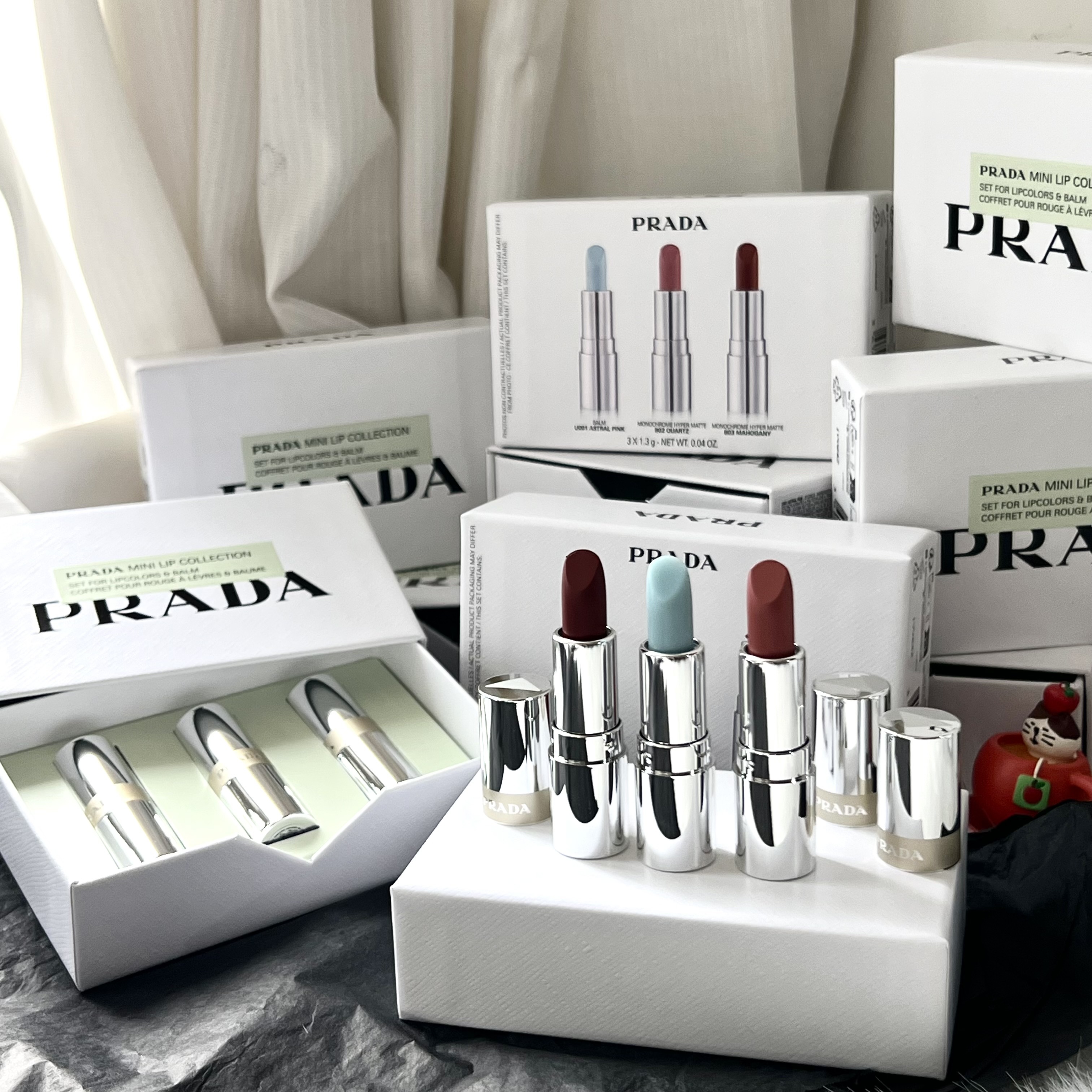 PRADA MINI LIP COLLECTION 3本セット
