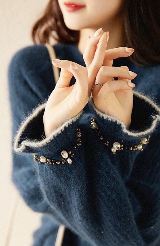 撞色滾花珠針織上衣 藏青