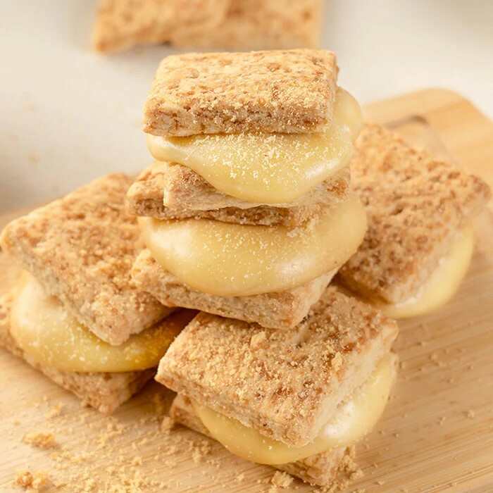 台灣 伴手禮  盧琴樹 鹹蛋黃牛奶糖心酥200g｜鹹香蛋黃 × 奶香流心 · 經典台味新升級 (✈️直送香港✈️運費到付)