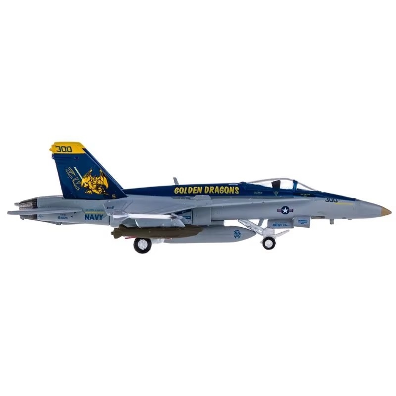 Hogan M-Series 1/200 美國海軍 F/A-18C 第5艦載 機號NF300 高視09