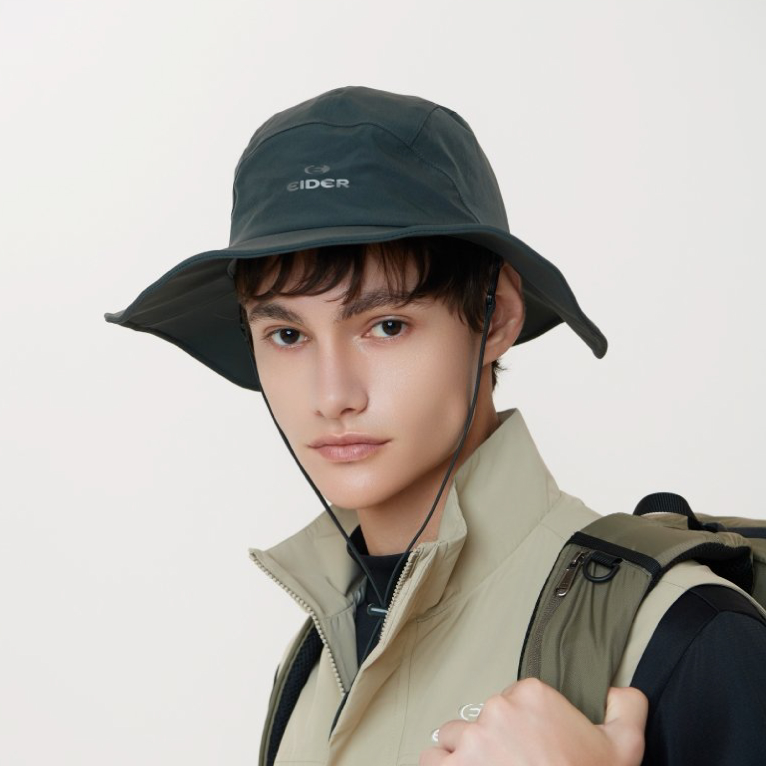 【EIDER】防水透氣Defender圓盤帽 / 24EDMU24C02-[木炭灰、燕麥灰]　