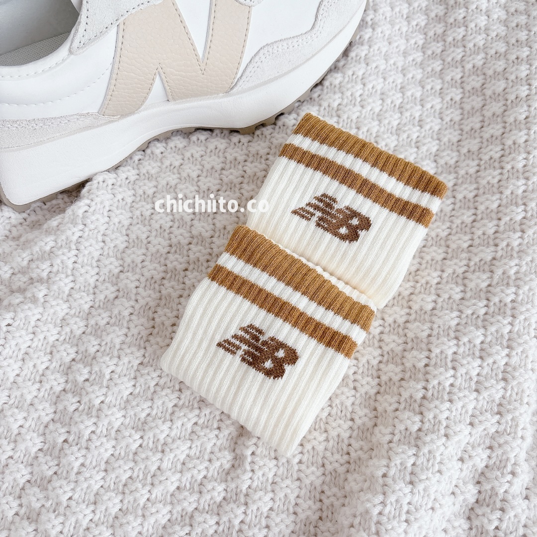 New Balance beige socks