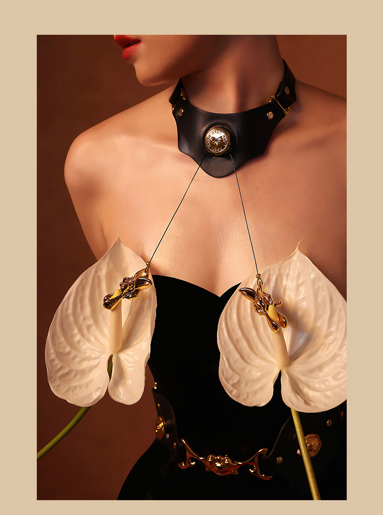 UPKO,義大利 UPKO,UPKO 提線木偶系列,調教時尚,調教,調教扮演,BDSM,SM,親密關係,格雷,角色扮演,捆綁,禮物,繩縛,束縛,綁帶,口球,手拍,頸圈,項圈,牽引鏈,手銬,腳銬,馬鞭