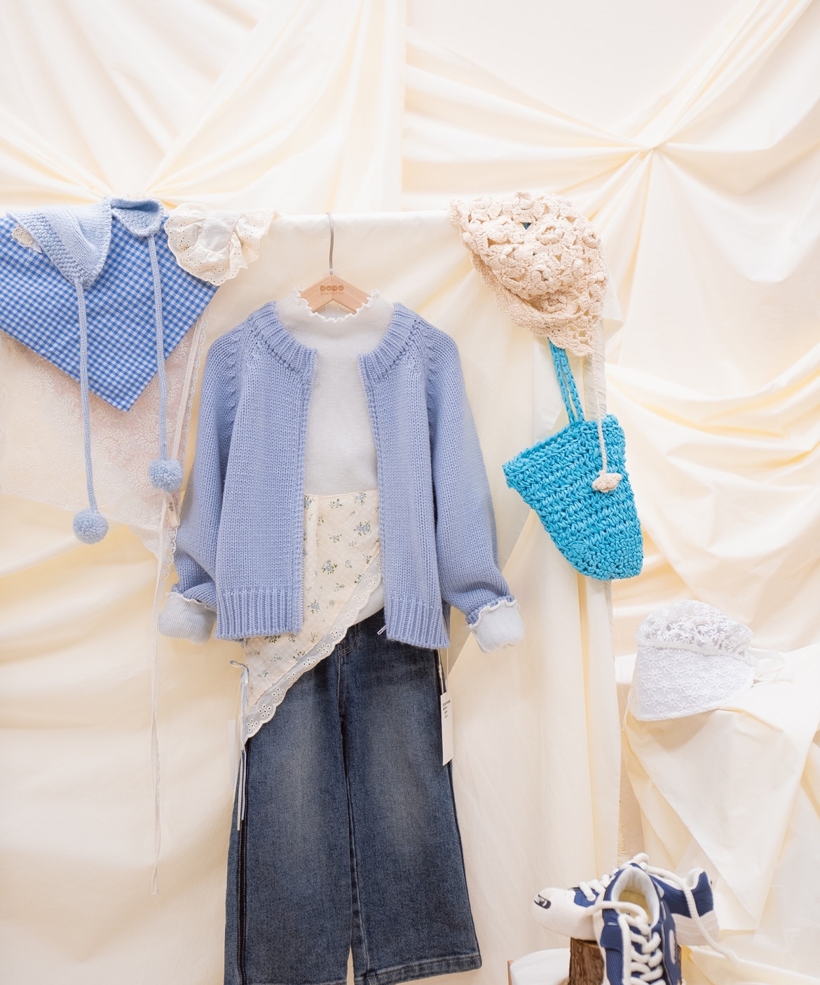 DODO Wardrobe - 粉藍色針織衫