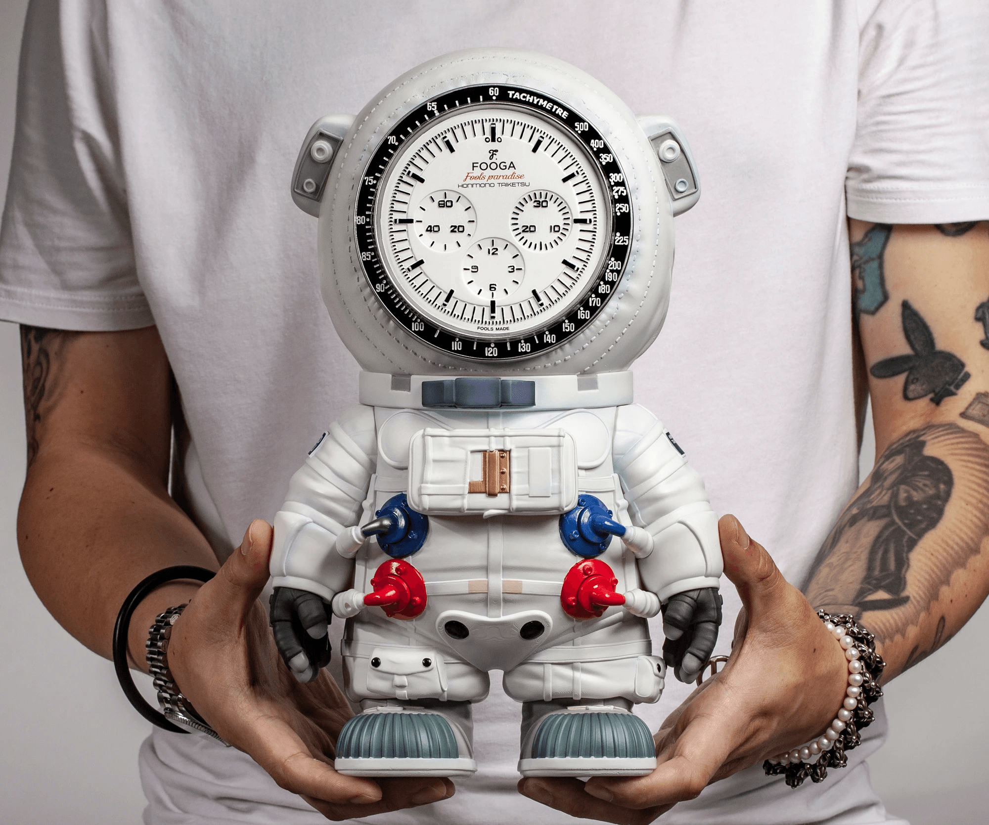 HONMONO TAIKETSU // APOLLO