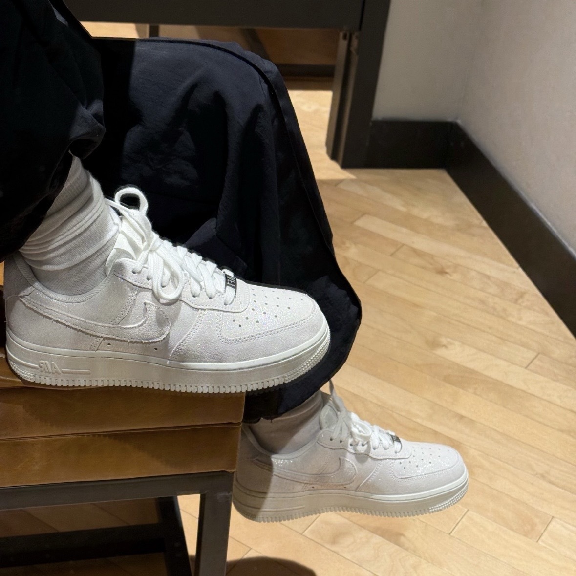 【逢甲 FUZZY】W Nike Air Force 1 麂皮 灰 HQ3499-100