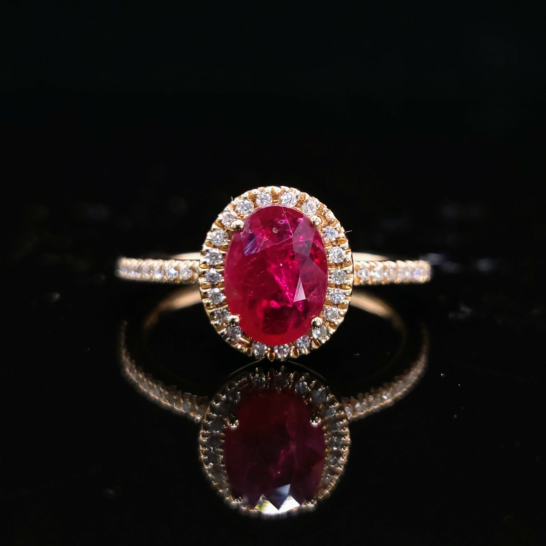18K Rose Gold 0.96ct Ruby and Diamond Ring