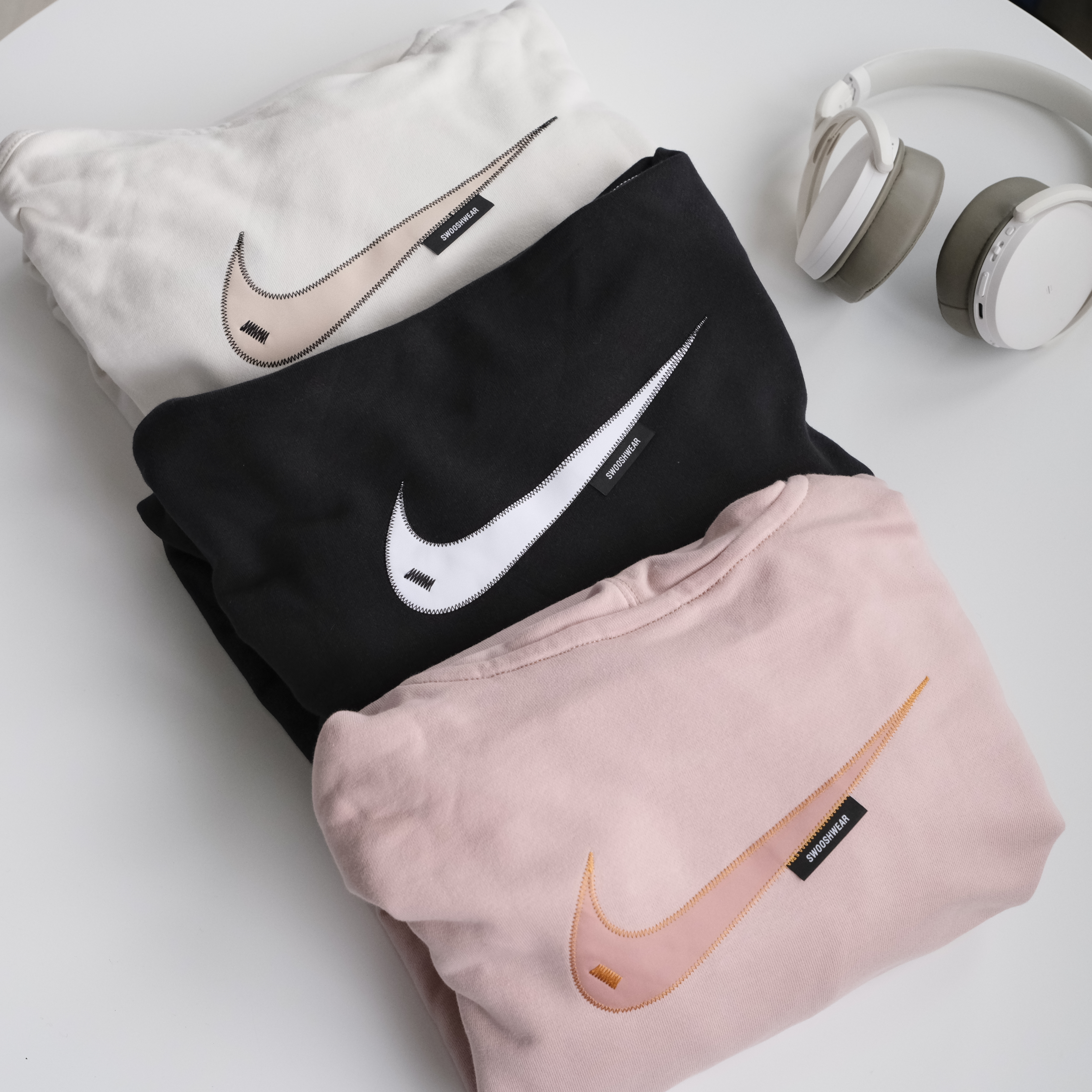 現貨┃女款 男女可穿 NIKE NSW SWOOSH OVERSIZED 黑白 粉色 米白 咬標 反車線 毛巾布 縫線 帽T