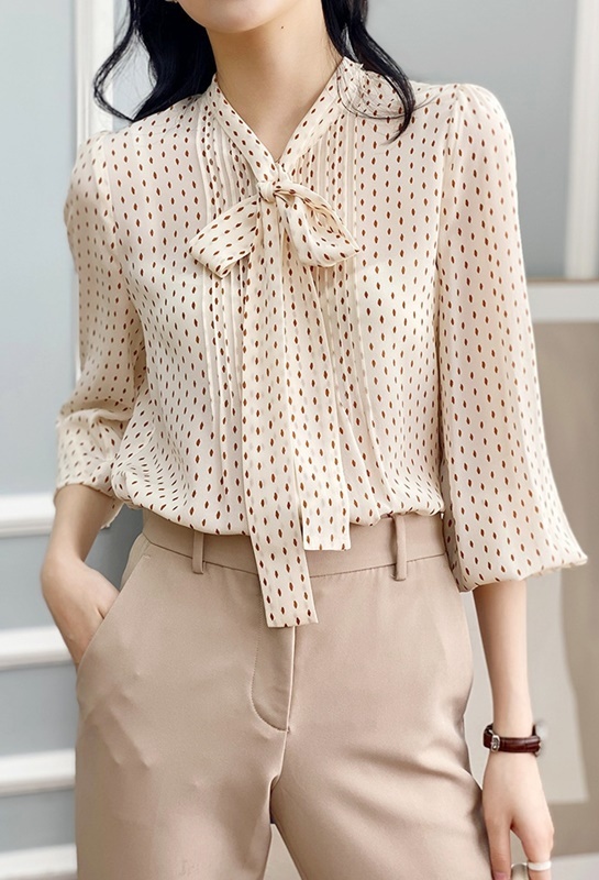 綁帶細褶雪紡襯衫 米杏