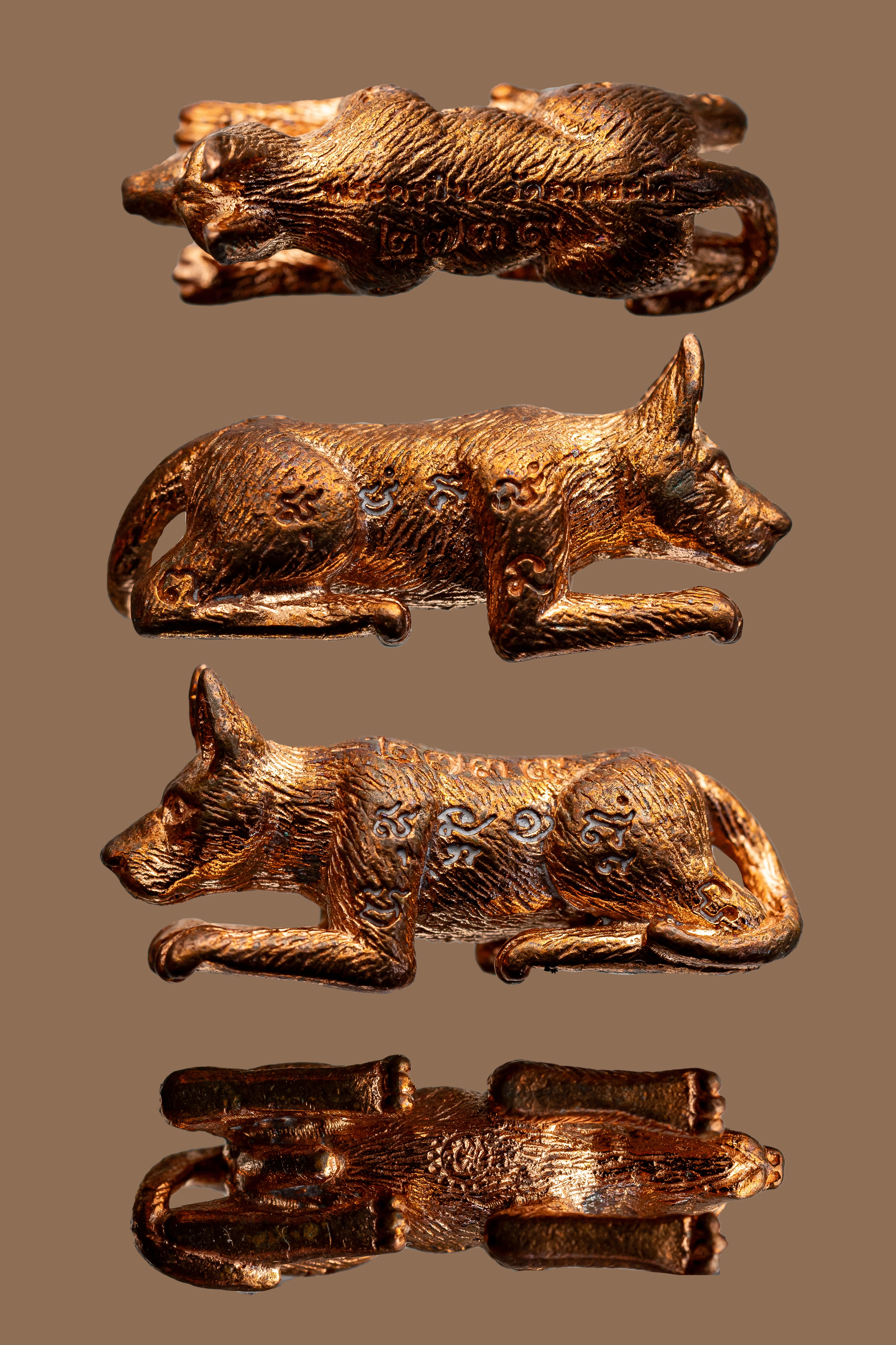 『泰國佛牌』帕固奔 瓦拉查多『昭暖』六期魂魄勇靈犬 02241105