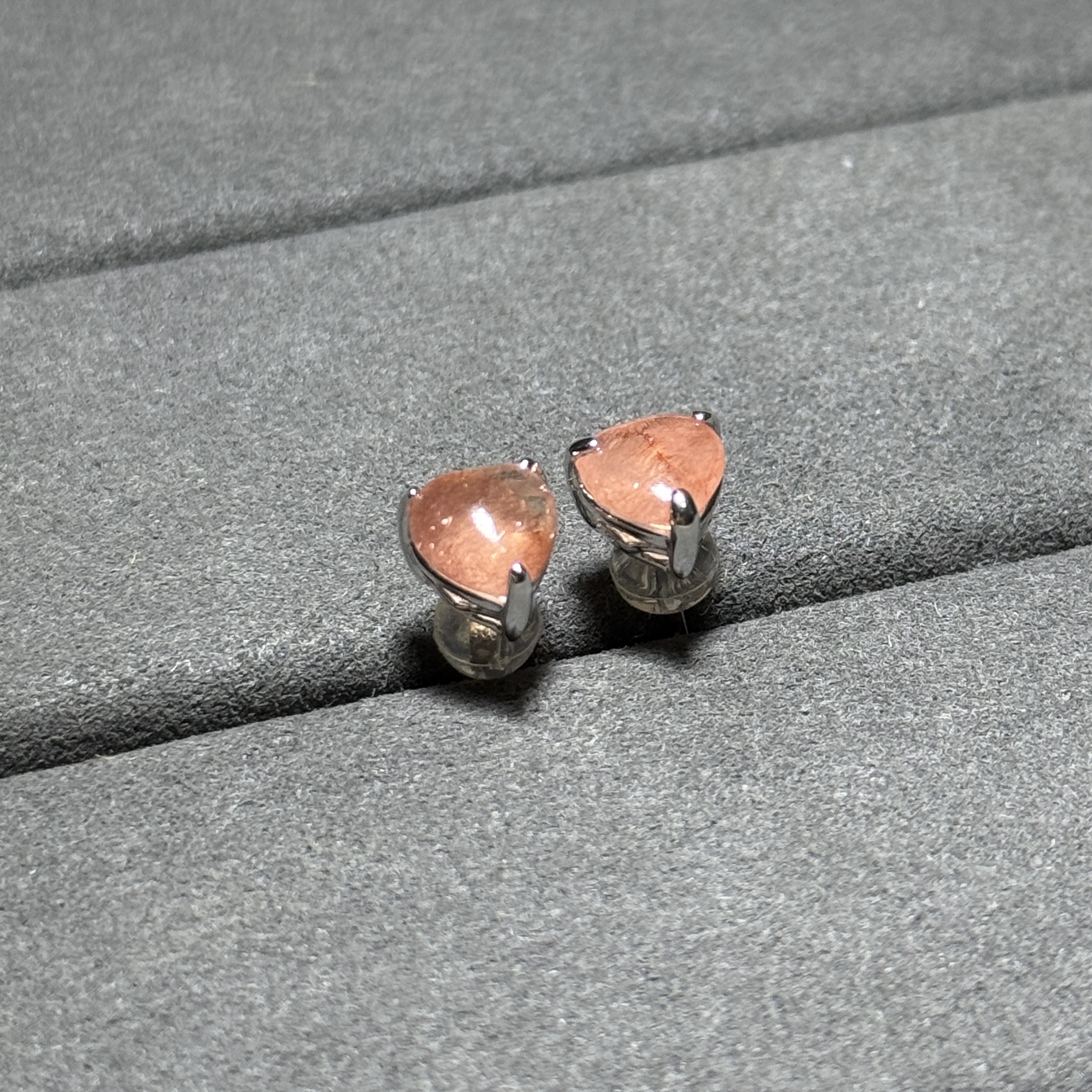 俄羅斯士多啤梨晶耳環 CA1514