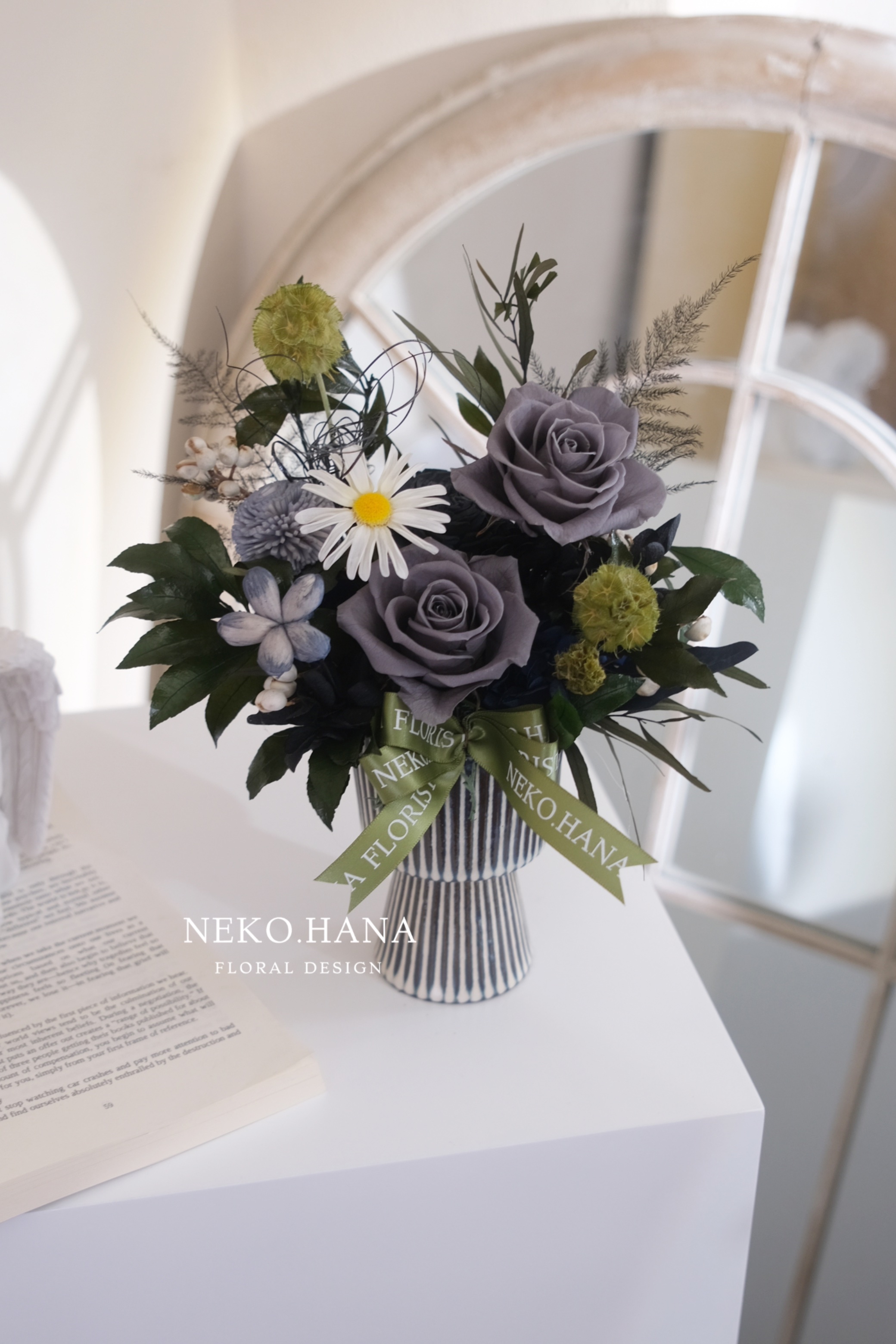 藍灰色調瑪格麗特永生盆花