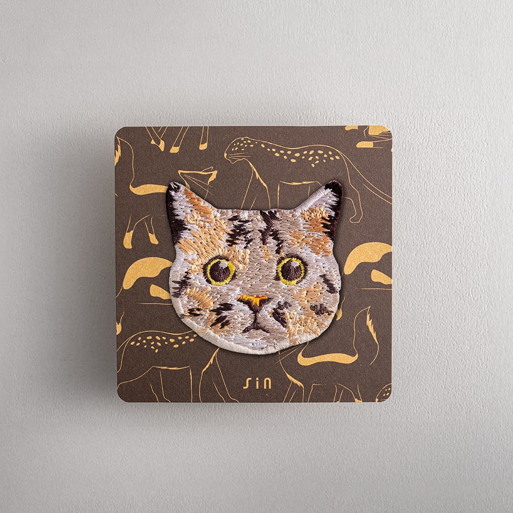 黃眼花貓大頭 貓咪刺繡貼紙｜ Sin意工作室