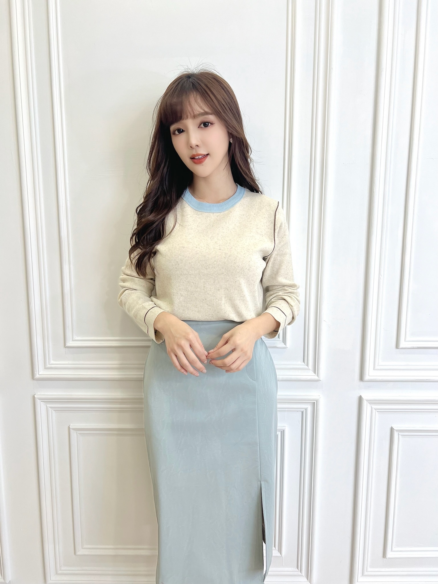 滾邊撞色領袖線條針織上衣